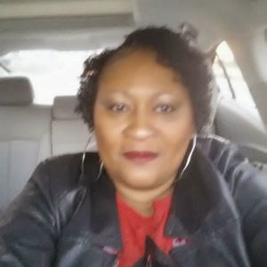 Meet your Posher, Debra